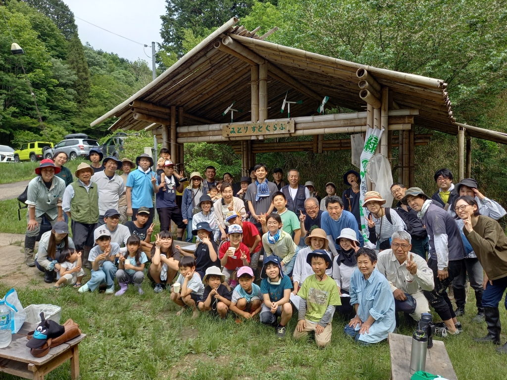 pnuinzg-01mytk56zwzc70ivyeye53cb.jpg pnuinzg-01mytk56zwzc70ivyeye53cb.jpg